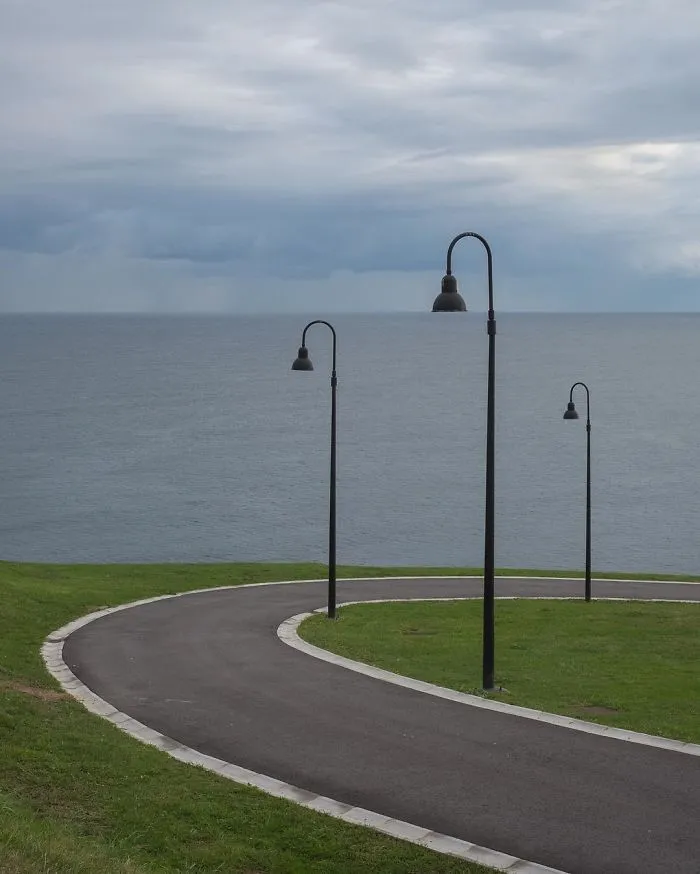 The Coincidence Project: 53 Photos That Will Make You Look Twice