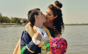 Cosplay-Loving Couple Even Made Their Wedding A Cosplay