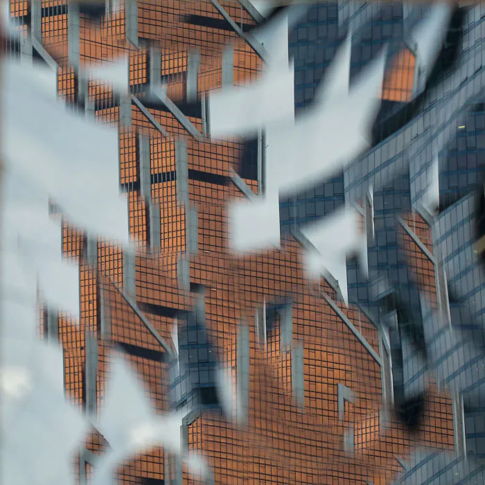 Archevolution: I Used A Cut Mirror To Shoot Architecture