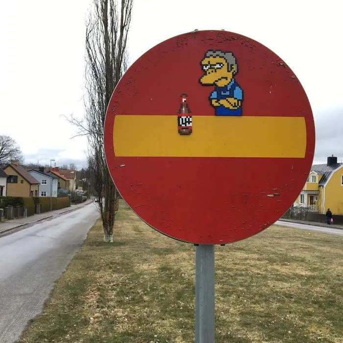 Someone Is ‘Vandalising’ Streets With Pixel Art, And The Result Is Awesome