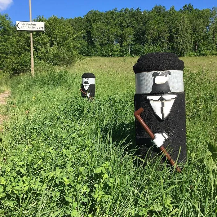 Someone Is ‘Vandalising’ Streets With Pixel Art, And The Result Is Awesome