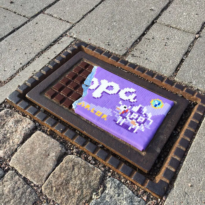 Someone Is ‘Vandalising’ Streets With Pixel Art, And The Result Is Awesome