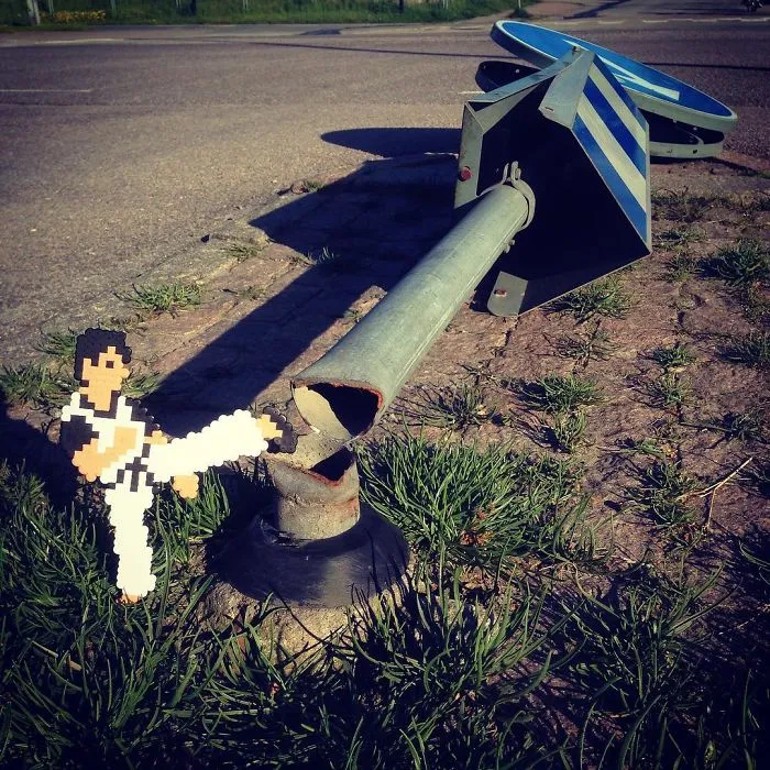 Someone Is ‘Vandalising’ Streets With Pixel Art, And The Result Is Awesome