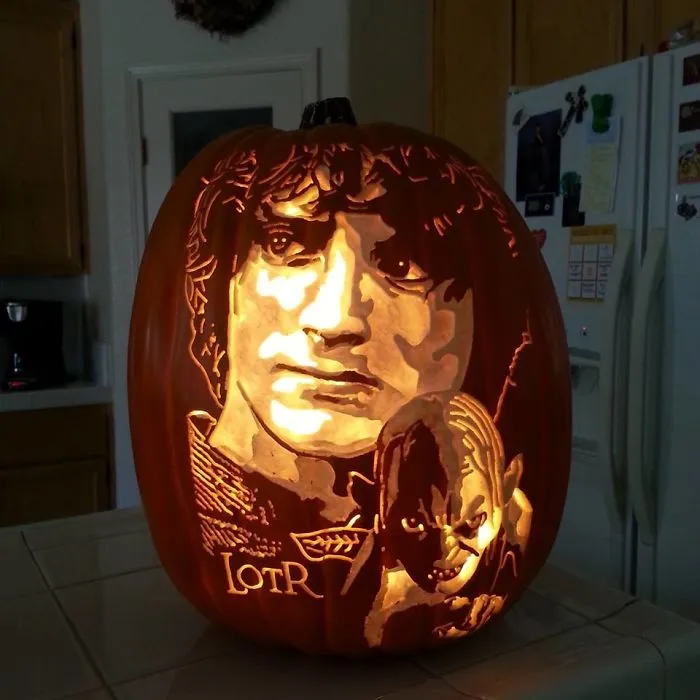 Artist Carves Portraits Of Famous Pop Culture Characters And The Result Is Incredible
