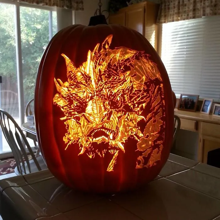 Artist Carves Portraits Of Famous Pop Culture Characters And The Result Is Incredible