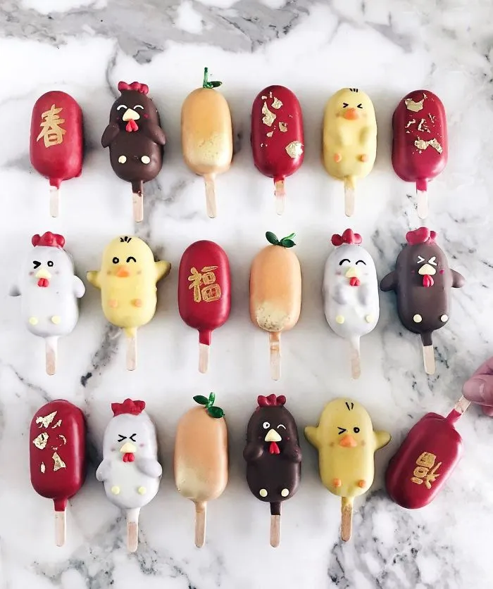 I'm A Self-Taught Baker Who Makes Cake Popsicles From Leftover Cake Scraps