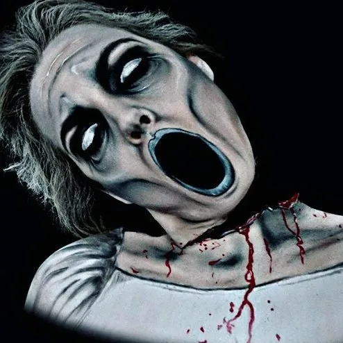 Makeup Artist Turns Herself Into Monsters From Your Most Terrifying Nightmares