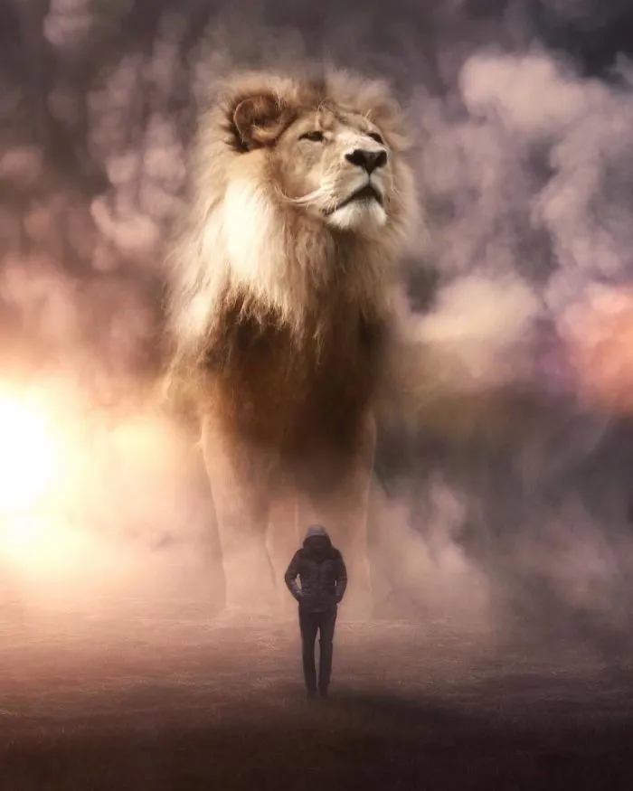Imagino un mundo con animales gigantes en mis manipulaciones digitales
