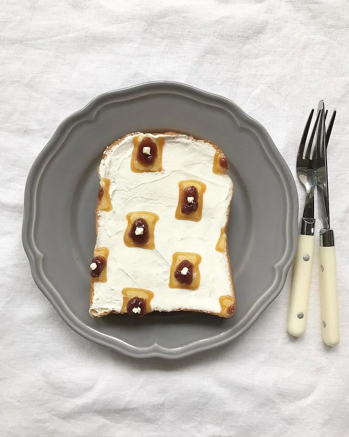 Woman Turns Her Boring Breakfast Toast Into Art