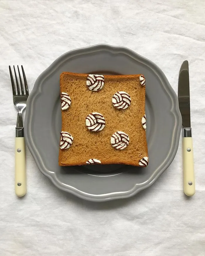 Woman Turns Her Boring Breakfast Toast Into Art