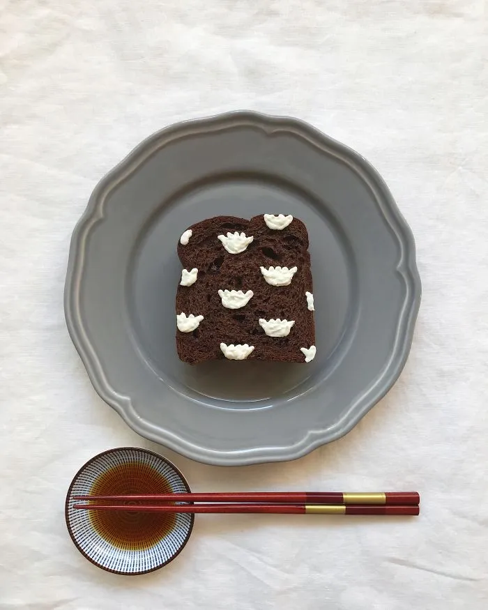 Woman Turns Her Boring Breakfast Toast Into Art