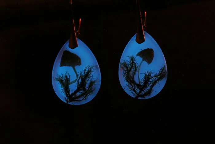 I Capture The Beauty Of Woodlands And Meadows In Resin Jewelry