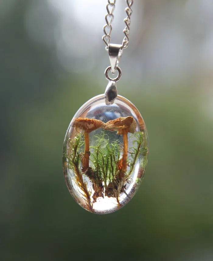 I Capture The Beauty Of Woodlands And Meadows In Resin Jewelry