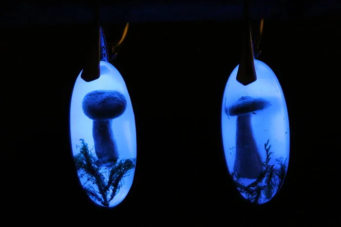 I Capture The Beauty Of Woodlands And Meadows In Resin Jewelry