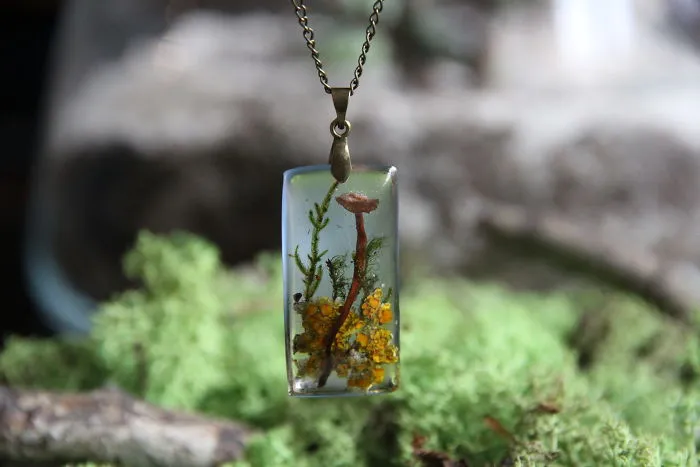 I Capture The Beauty Of Woodlands And Meadows In Resin Jewelry
