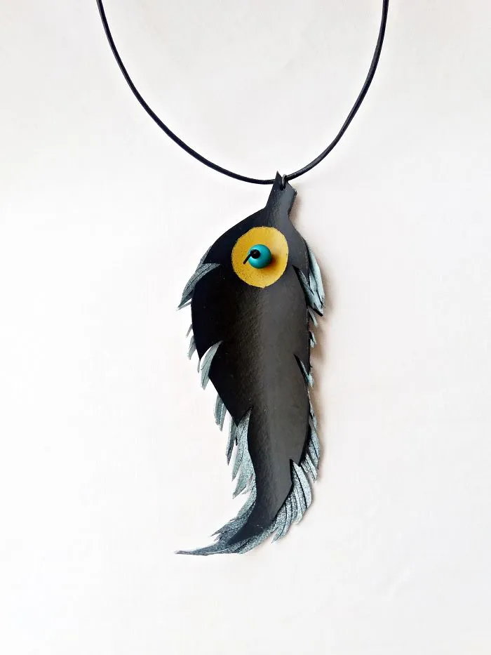 I Make Jewelry And Accessories Out Of Upcycled Bike And Car Inner Tubes