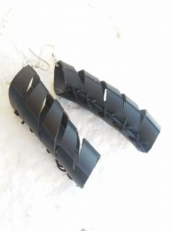 I Make Jewelry And Accessories Out Of Upcycled Bike And Car Inner Tubes