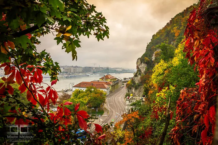 I Capture Places In Budapest During Autumn And The Result Is An Amazing "Game Of Tones"