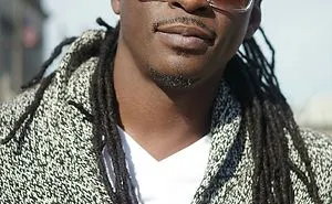 I'm A Photographer That Only Photographs Men With Dreadlocks