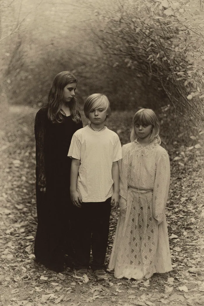 I Take My Kids Halloween To The Next Level With Eerie Photo Shoots