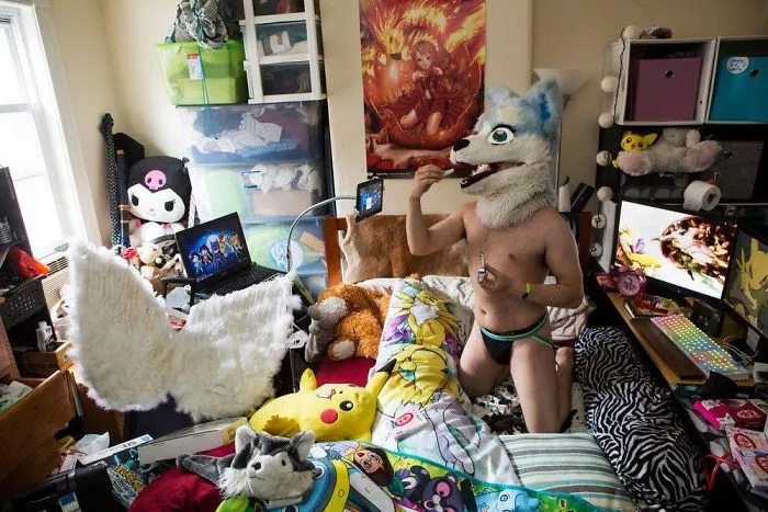 10+ Fotos de estadounidenses en sus dormitorios que nos dejan curiosear en sus vidas privadas