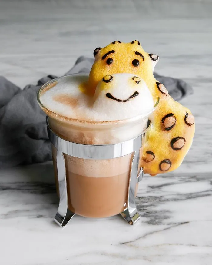 17-Year-Old Creates 3D Latte Art And It's Too Cute To Drink