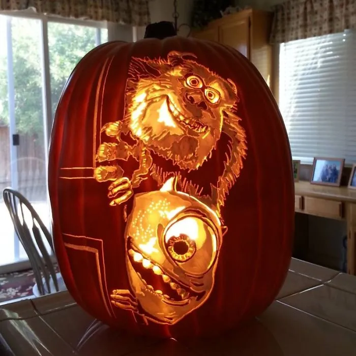 Artist Carves Portraits Of Famous Pop Culture Characters And The Result Is Incredible
