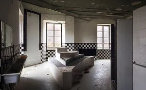 The Beauty Of Abandoned Buildings That I Photographed In France