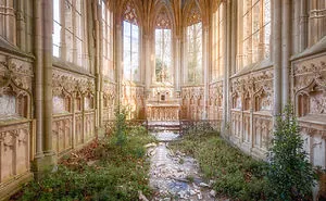 The Beauty Of Abandoned Buildings That I Photographed In France