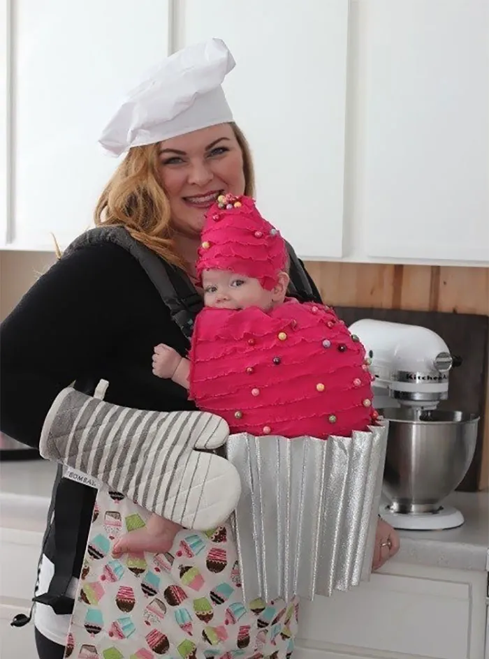 Pastelera y su cupcake
