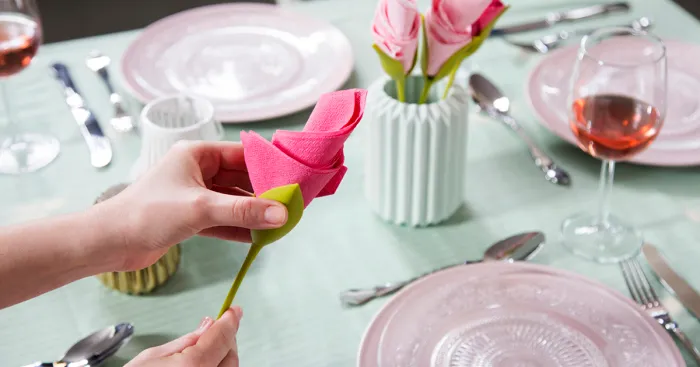 Your Dinner Table Can Bloom With Just A Quick Twist