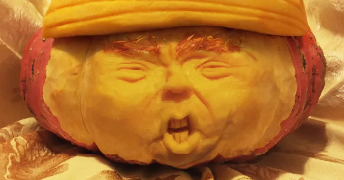 I Carved Donald J. Trumpkin