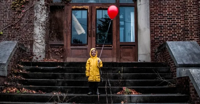 Child’s Photo Shoot That Will Give You The Creeps