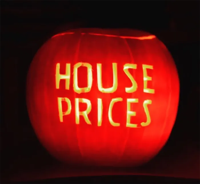 37 Of The Scariest Pumpkins Ever Carved