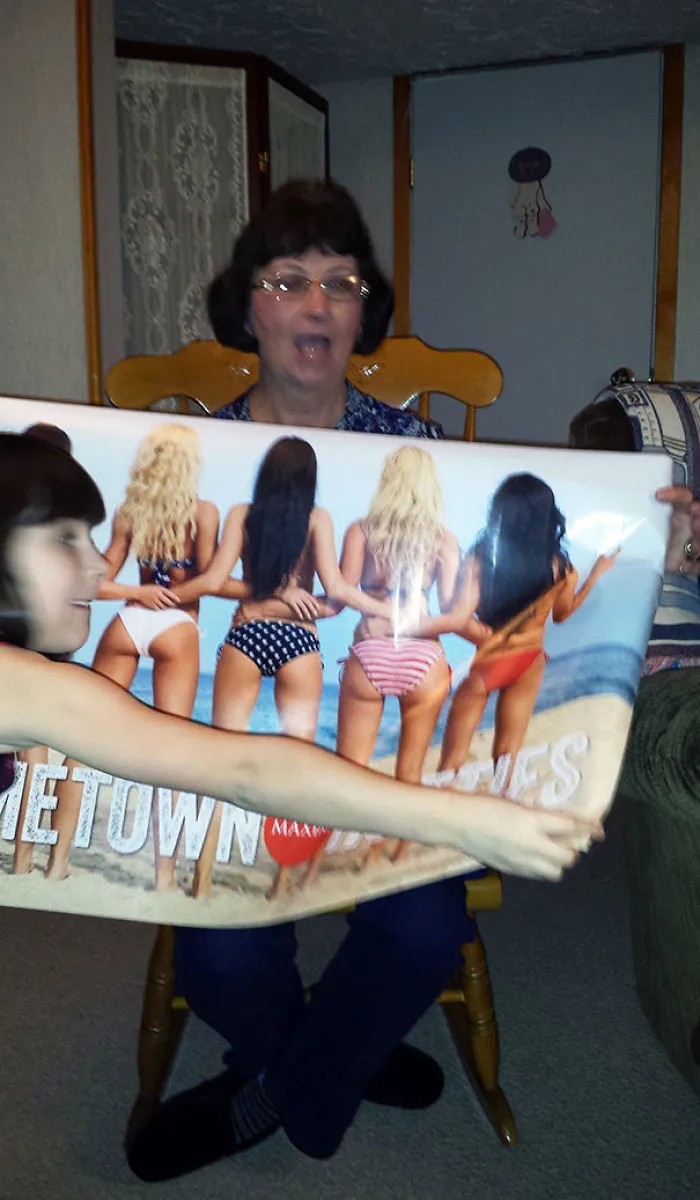 Mi suegra pensaba que le regalaba a su nieta un poster de princesas Disney, pero se equivocó...