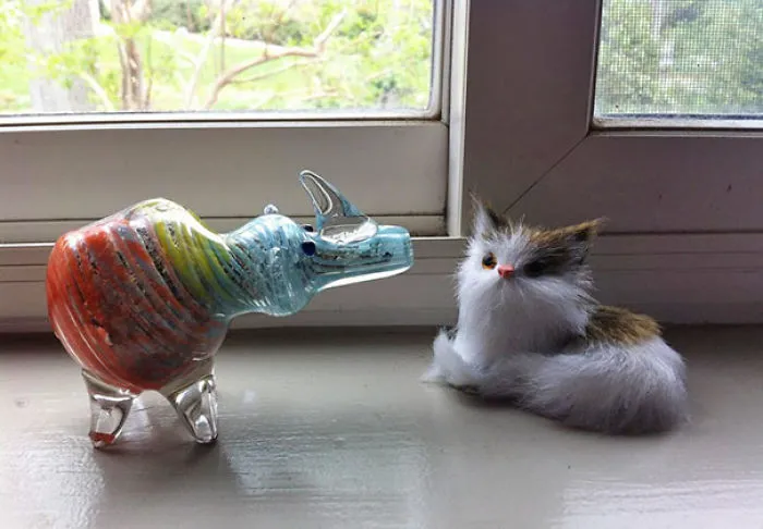 Mi suegra encontró esta figurita y la puso con el resto de la colección