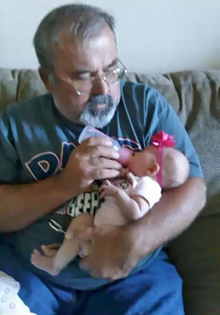 Mi padre consiguió al fin conocer a su nieta