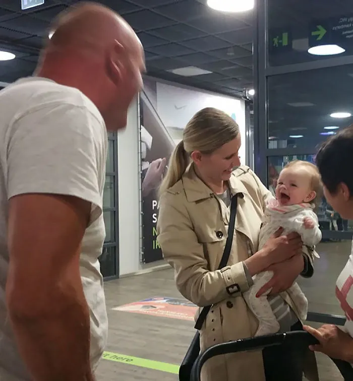 Mi hija de 6 meses tras ver a su abuelo por 1ª vez