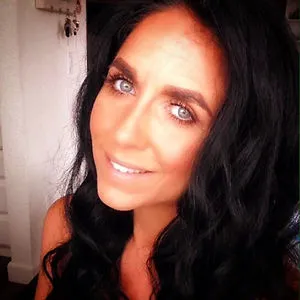 Dara Jewett