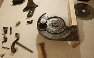 I Restored Vintage Bread Cutter - From Rusty Trash To New Life