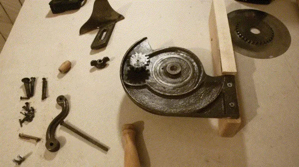 I Restored Vintage Bread Cutter - From Rusty Trash To New Life