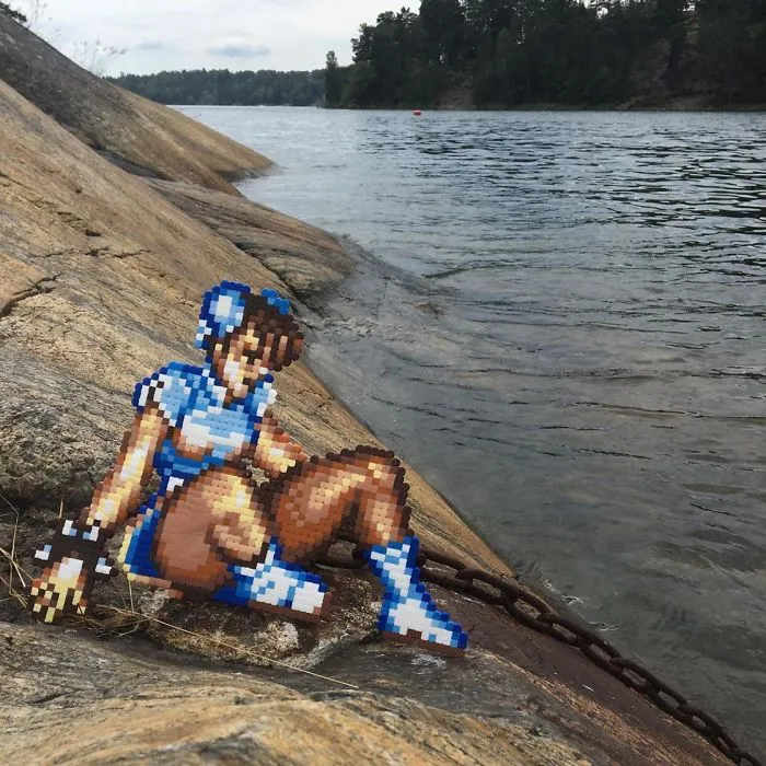 Someone Is ‘Vandalising’ Streets With Pixel Art, And The Result Is Awesome