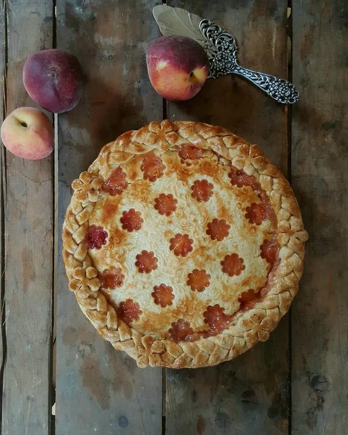 Esta pastelera muestra fotos de antes y despues de hornear sus pasteles con hojaldre, y el resultado es demasiado hermoso para comérselo