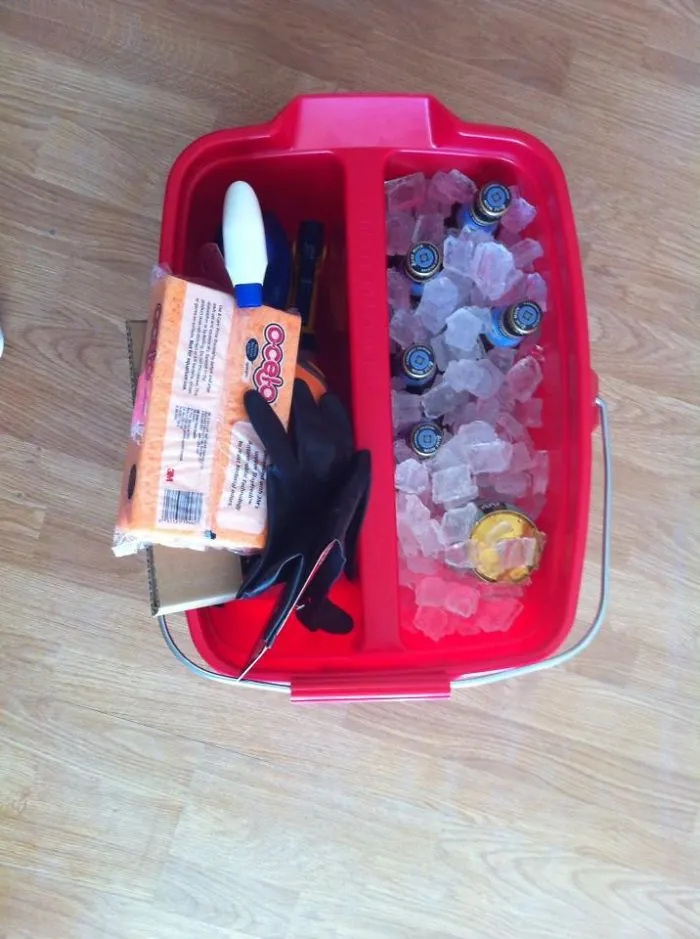 This Is What Happens When You Ask Your Boyfriend To Help Clean A House