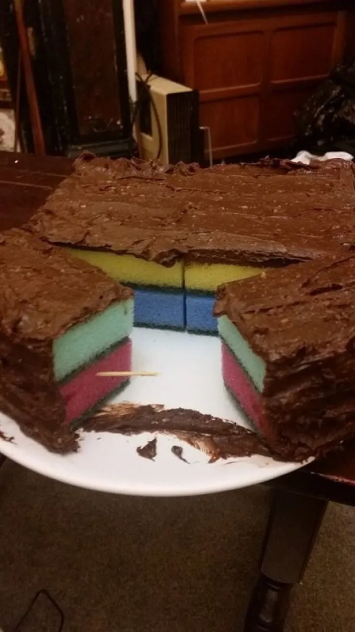 My Girlfriend Wanted A Sponge Cake - Still Not Sure What The Problem Was