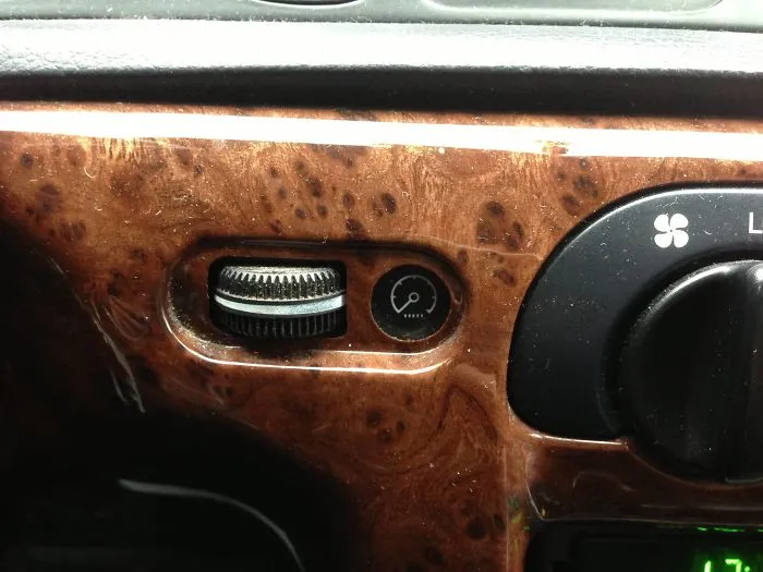 This Dimmer Wheel Looks Like An Oreo Cookie