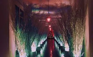 64 Hilarious Reactions To Melania Trump's 'Creepy' White House Christmas Decorations