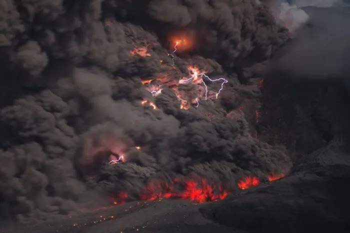 25+ Unbelievable Pictures Of The Nature’s Craziness. Some Terrifying And Breathtaking Photographs