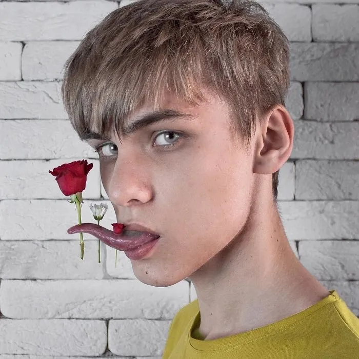 18-Year-Old Russian Creates Dark Surrealist Art And It Will Give You Nightmares