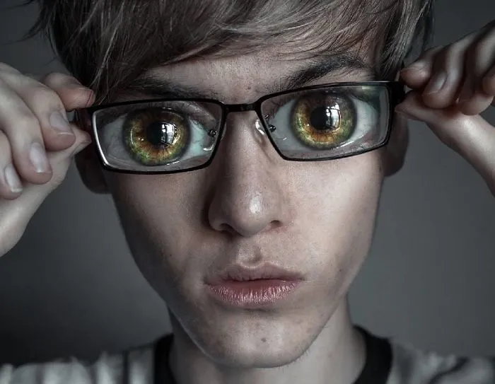 18-Year-Old Russian Creates Dark Surrealist Art And It Will Give You Nightmares